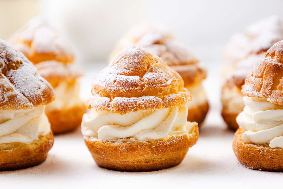 Easy Homemade Cream Puffs: Your Guide to a Classic French Treat